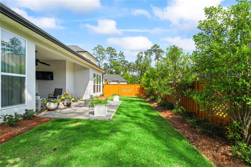 5072 TWIN RIVER Place