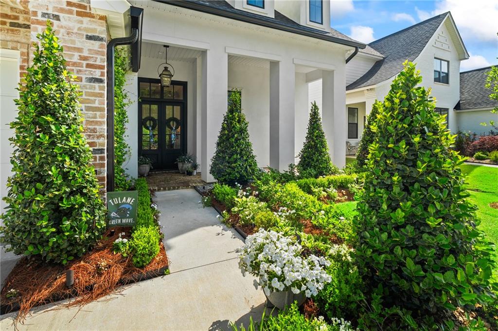 5072 TWIN RIVER Place