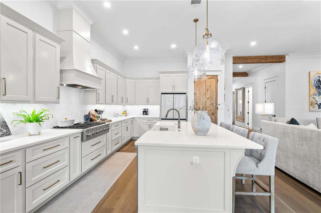 5072 TWIN RIVER Place