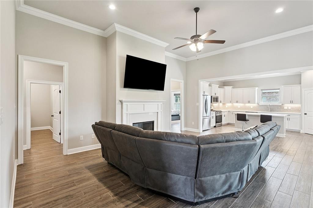2031 GABRIEL Drive
