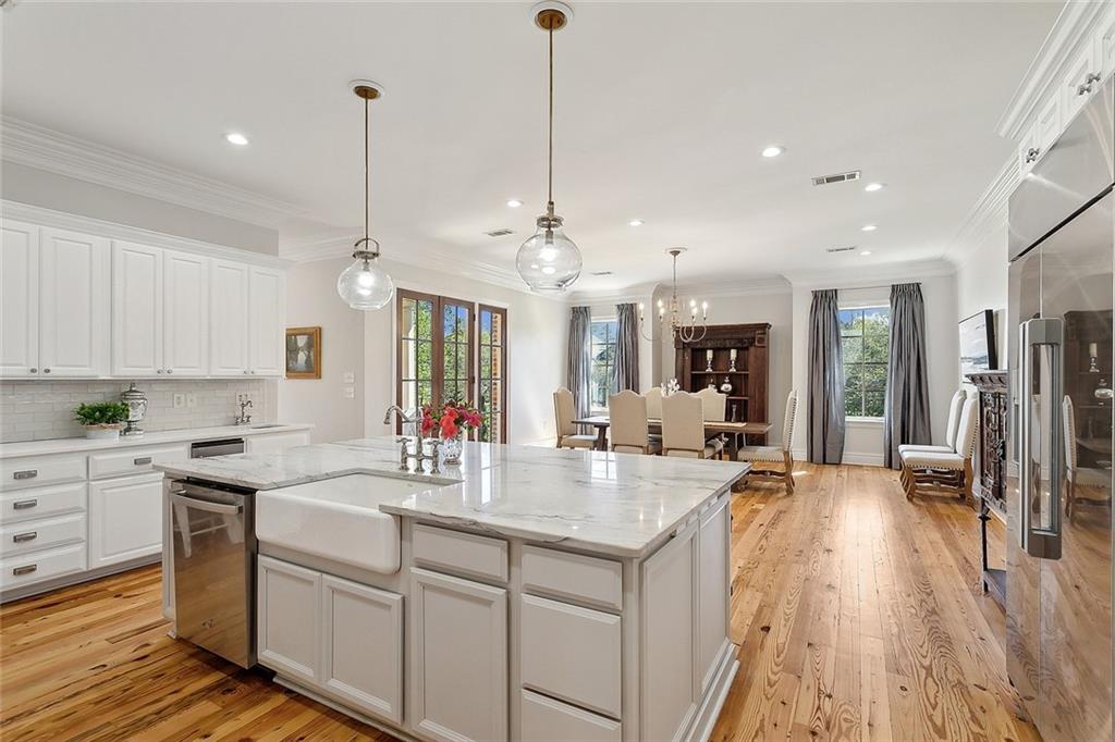160 SANCTUARY Drive