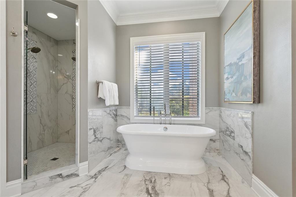 160 SANCTUARY Drive