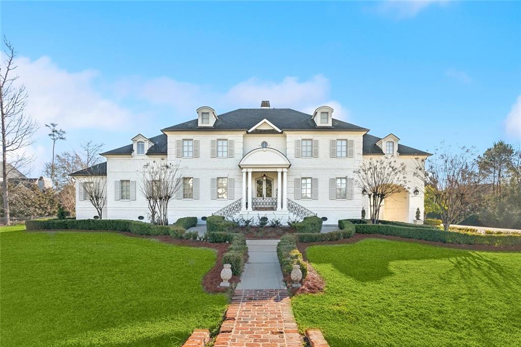 160 SANCTUARY Drive