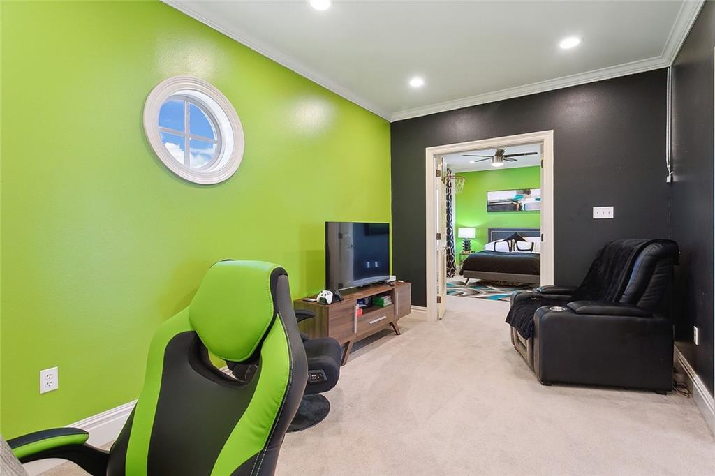 160 SANCTUARY Drive