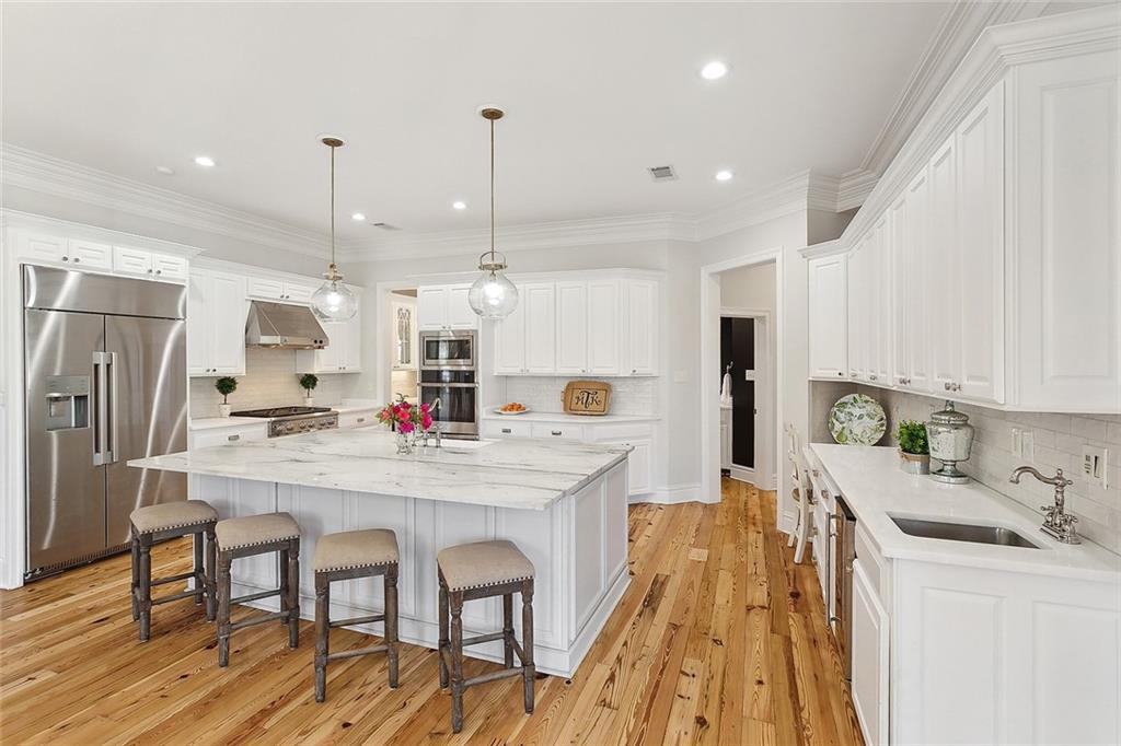160 SANCTUARY Drive