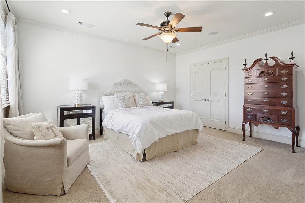 160 SANCTUARY Drive