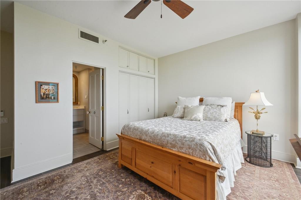 170 WALNUT Street 2-D