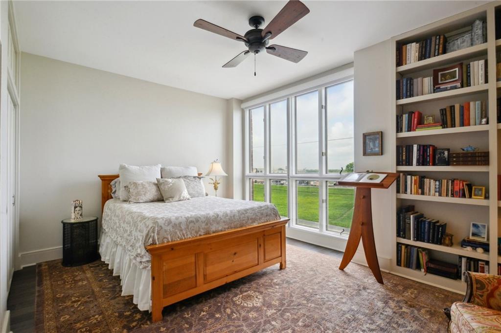 170 WALNUT Street 2-D