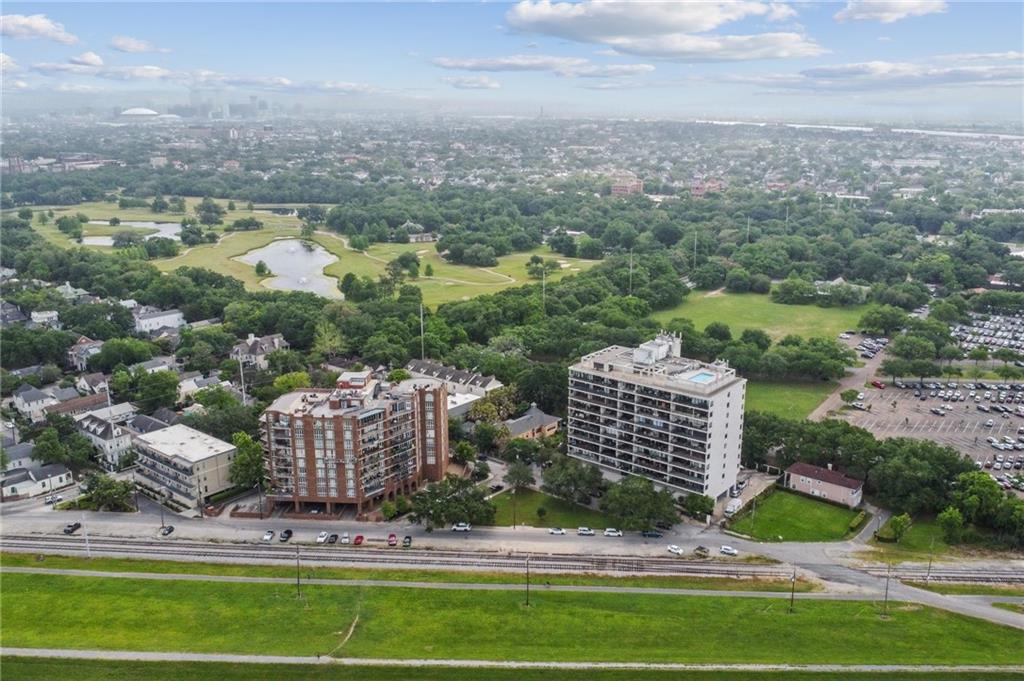 170 WALNUT Street 2-D