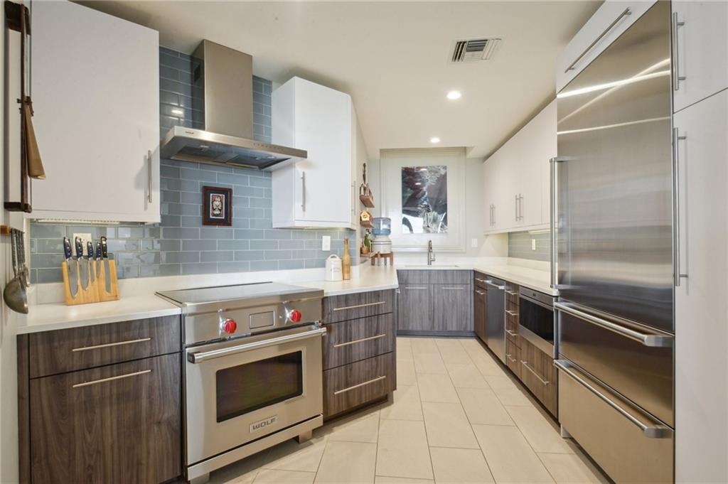 170 WALNUT Street 2-D