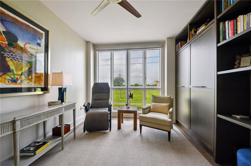 170 WALNUT Street 2-D