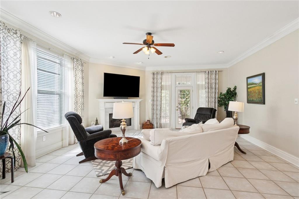 74 TUPELO Trace