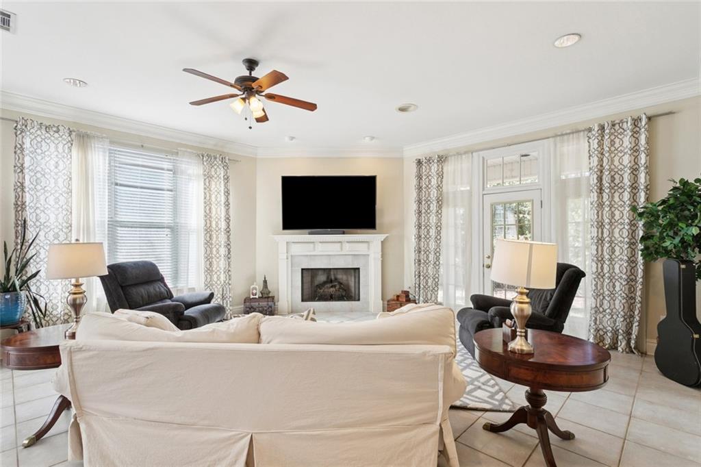 74 TUPELO Trace