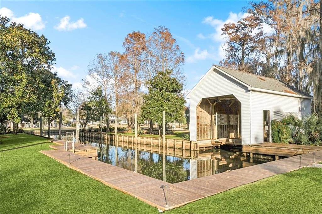 34 AUDUBON Lane