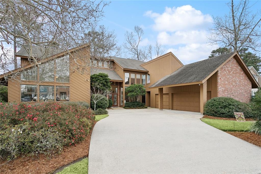 809 TETE LOURS Drive