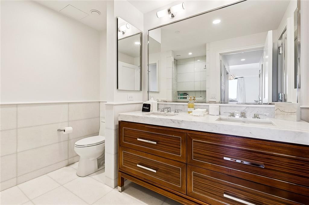 2 CANAL Street 2606