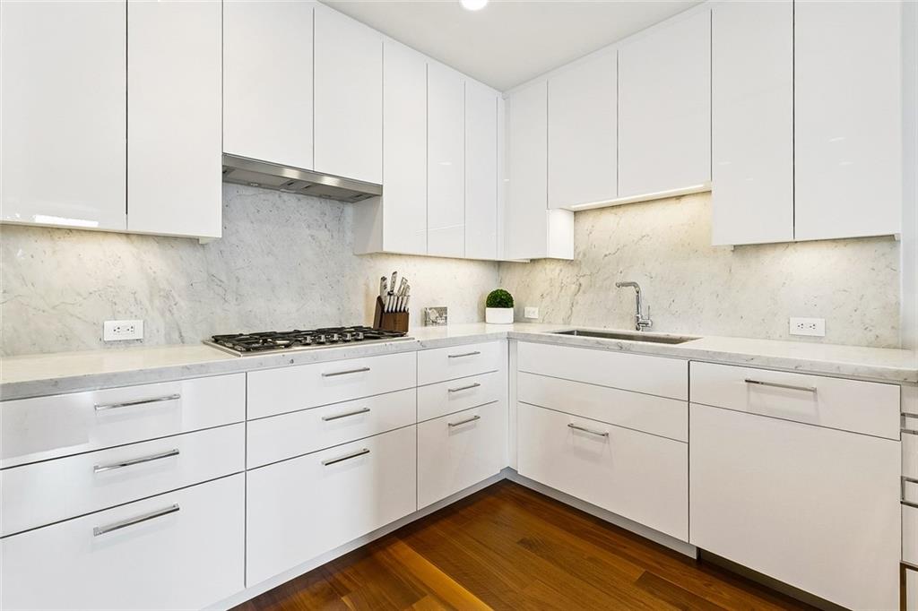 2 CANAL Street 2606