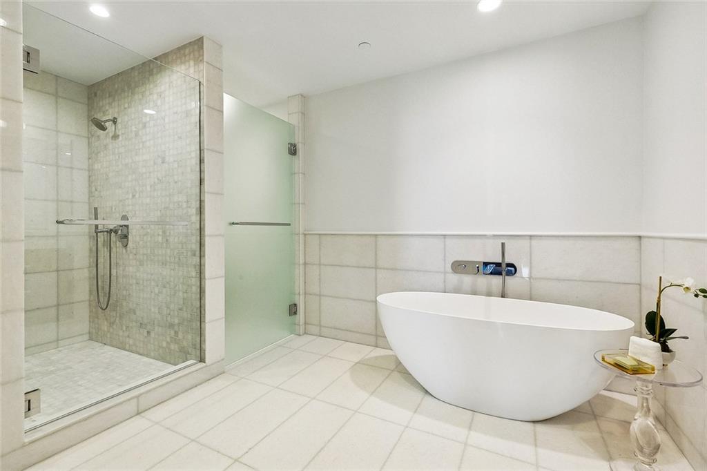 2 CANAL Street 2606