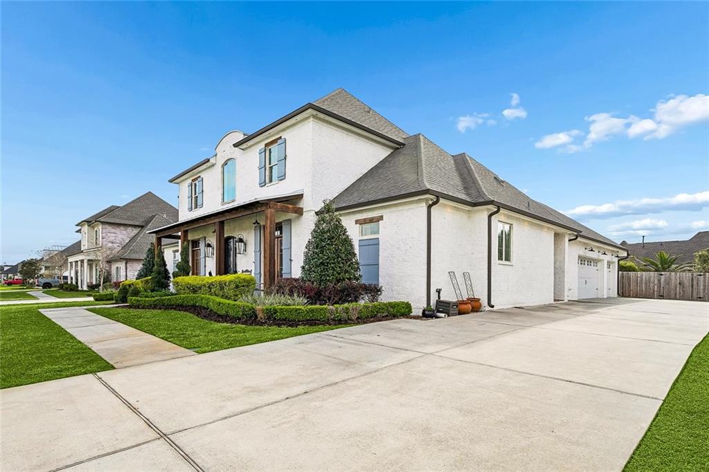 526 N CALEB Drive