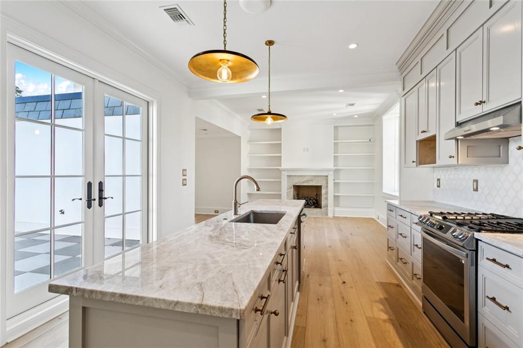 60 PRESERVE Lane