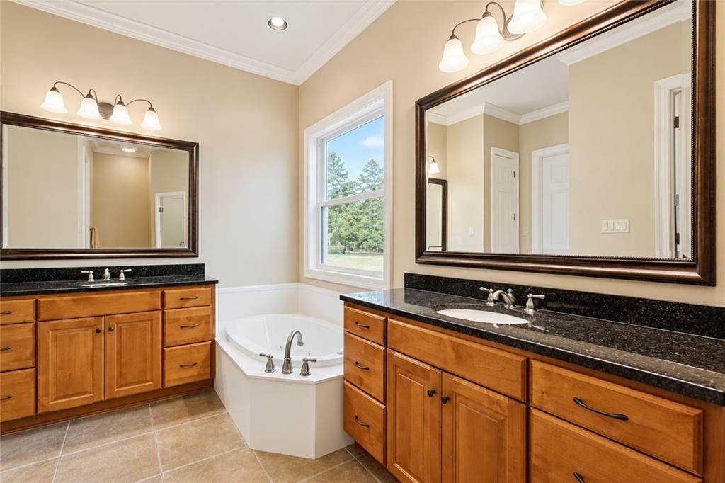 231 BEEBALM Circle