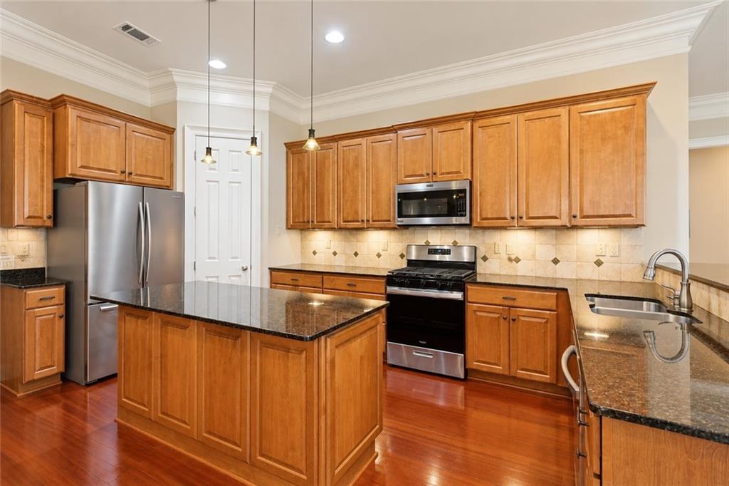 231 BEEBALM Circle