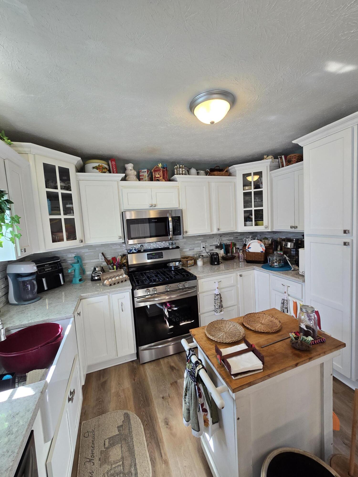 9344 Hwy 1275 N