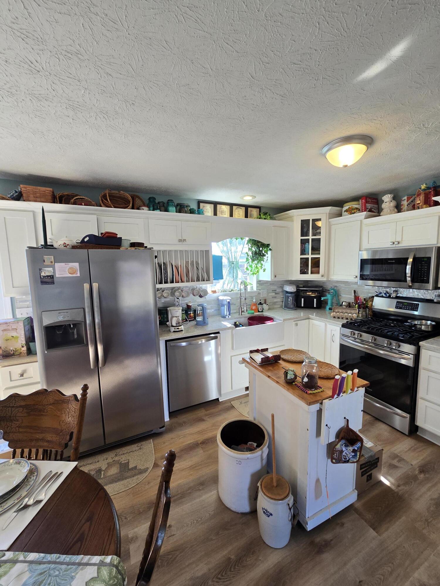 9344 Hwy 1275 N