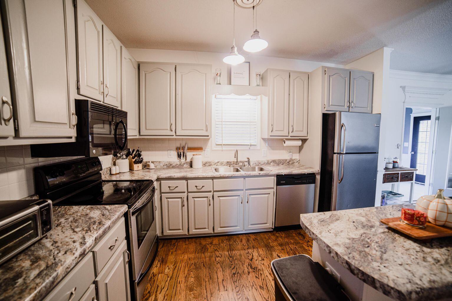 178 Grand Circle