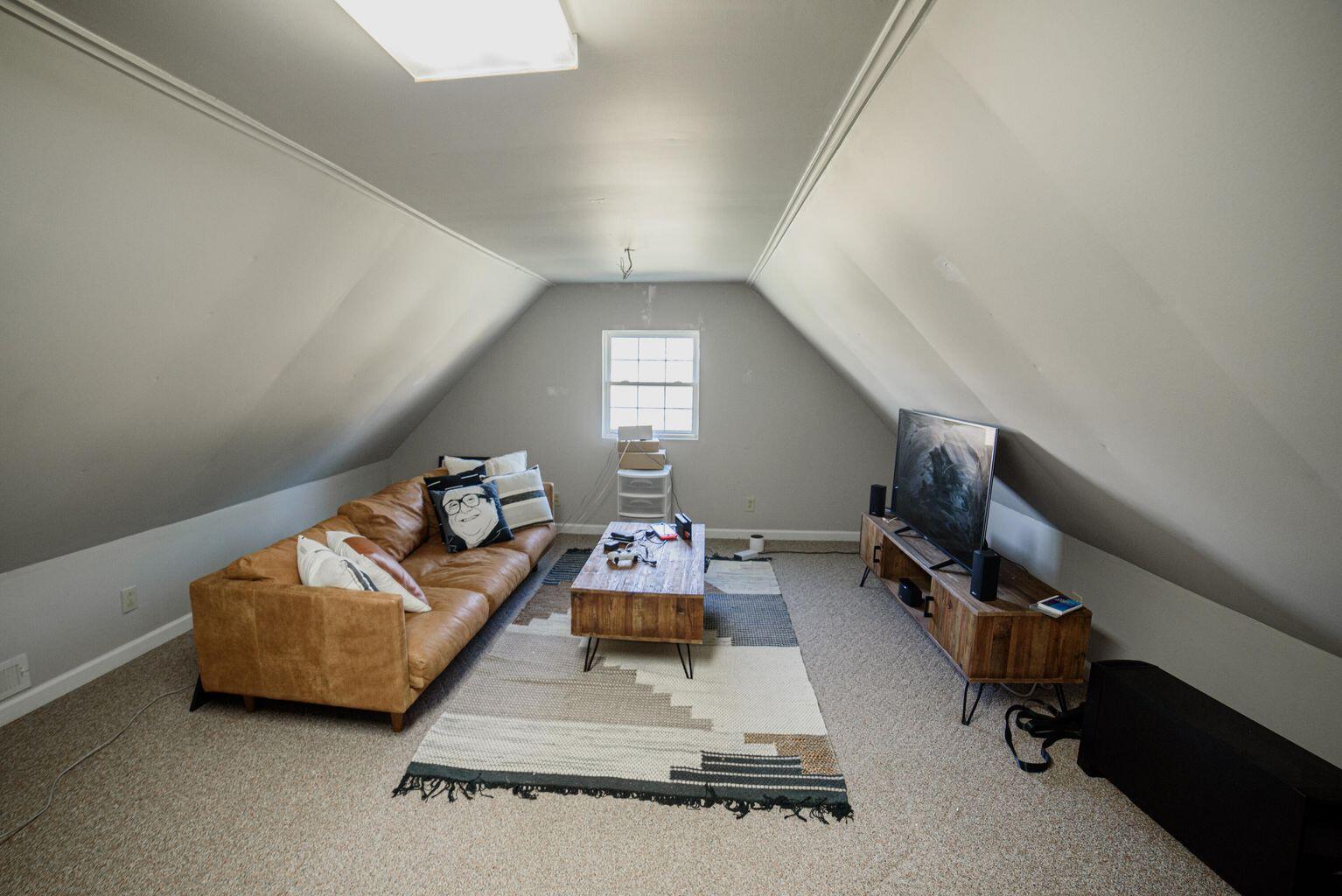 178 Grand Circle