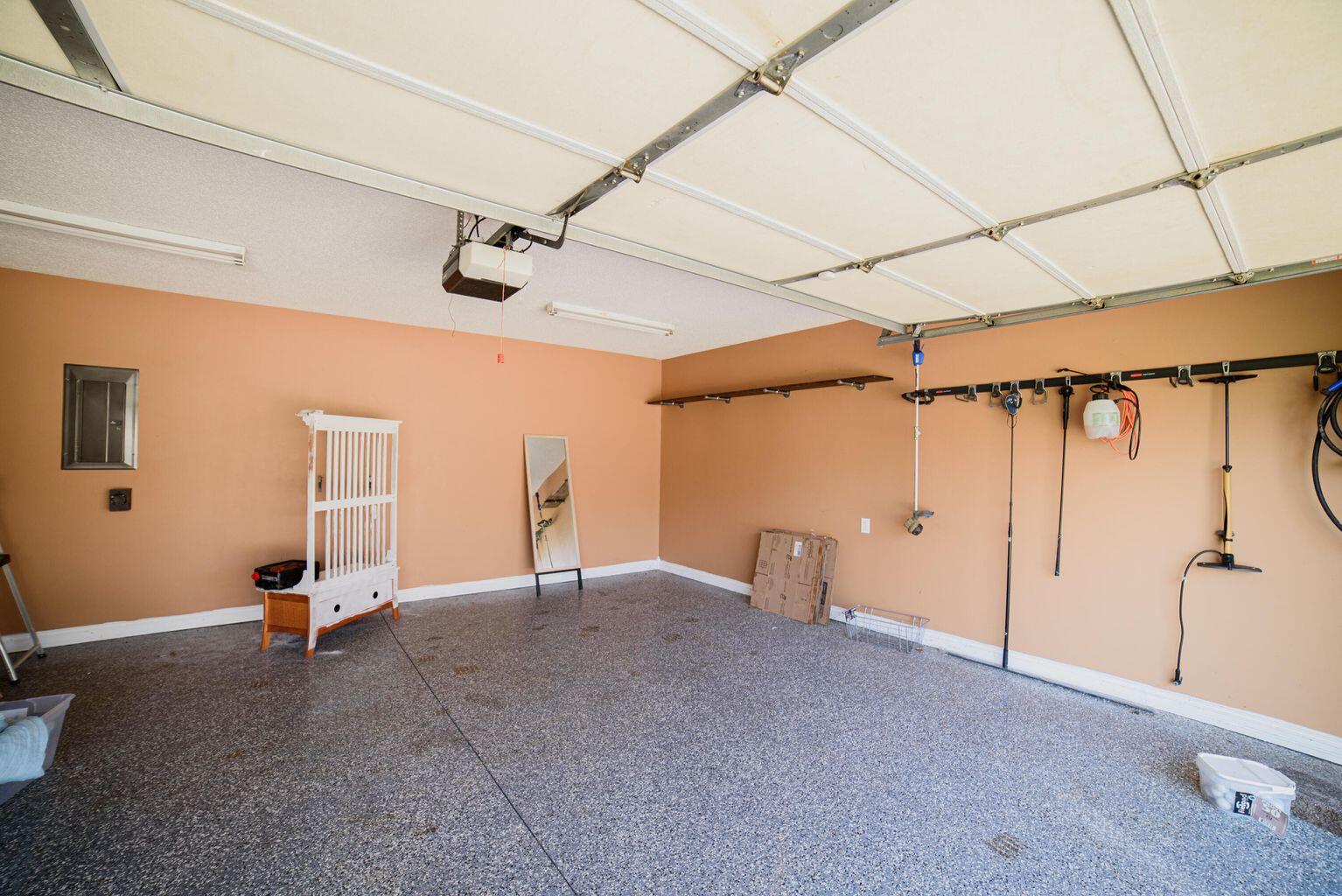 178 Grand Circle