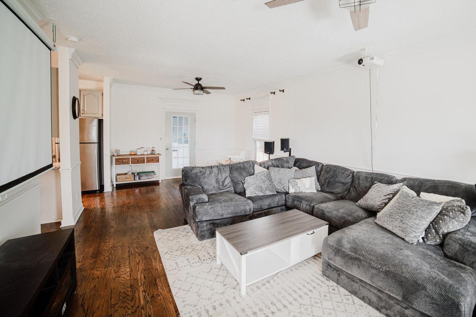 178 Grand Circle