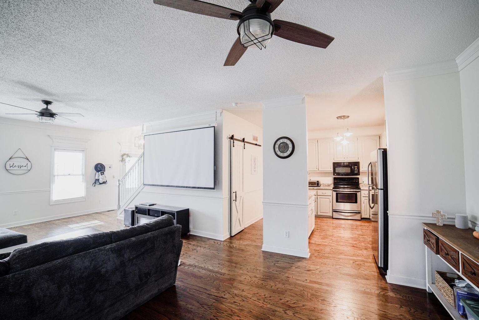 178 Grand Circle