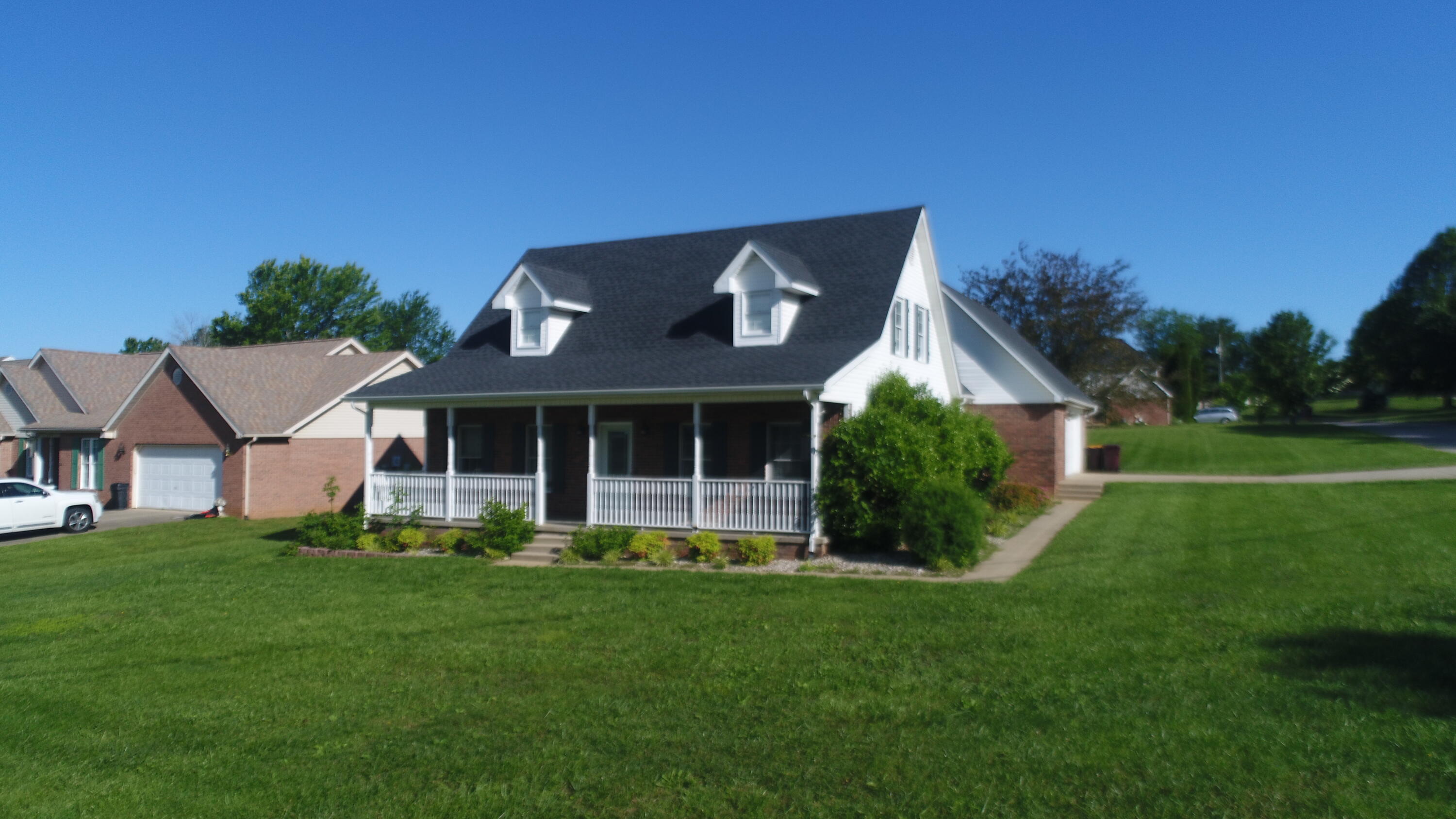 178 Grand Circle