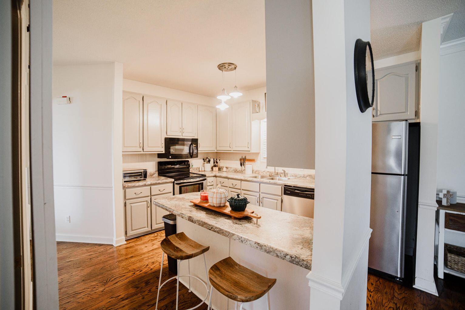 178 Grand Circle