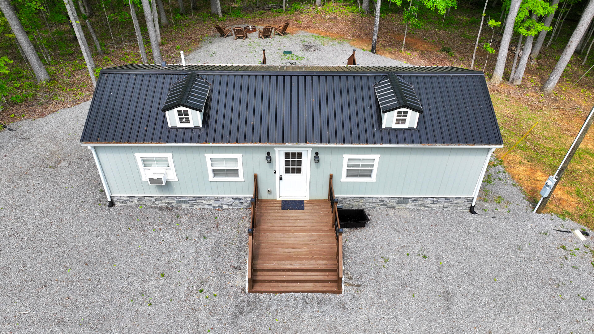 1455 Pine Tree Road