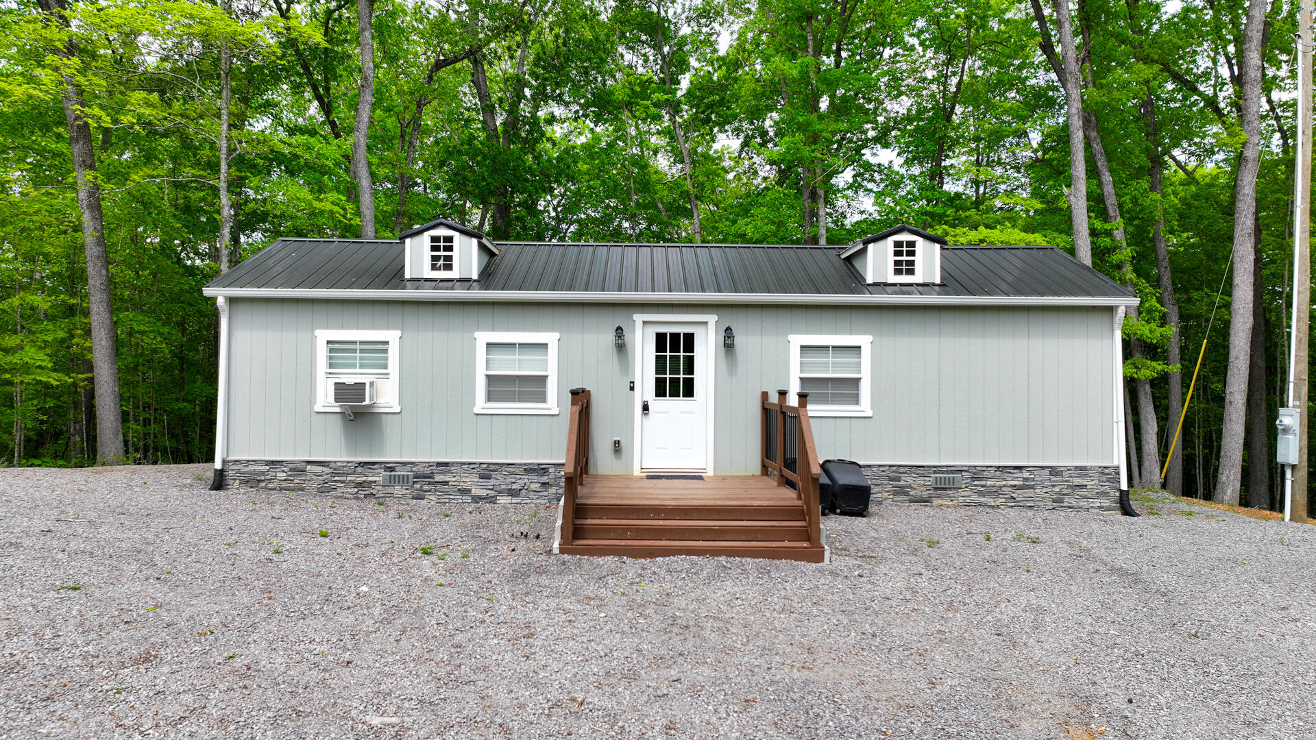 1455 Pine Tree Road