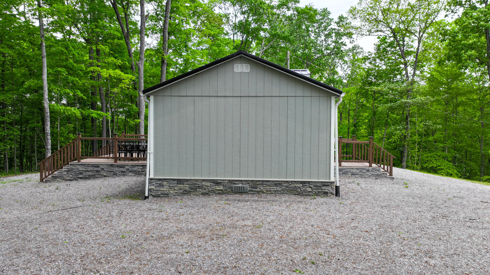 1455 Pine Tree Road