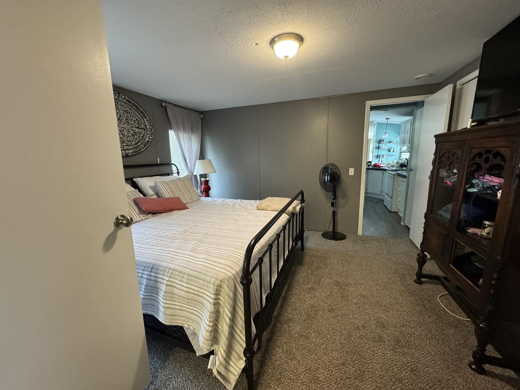 12664 KY-196