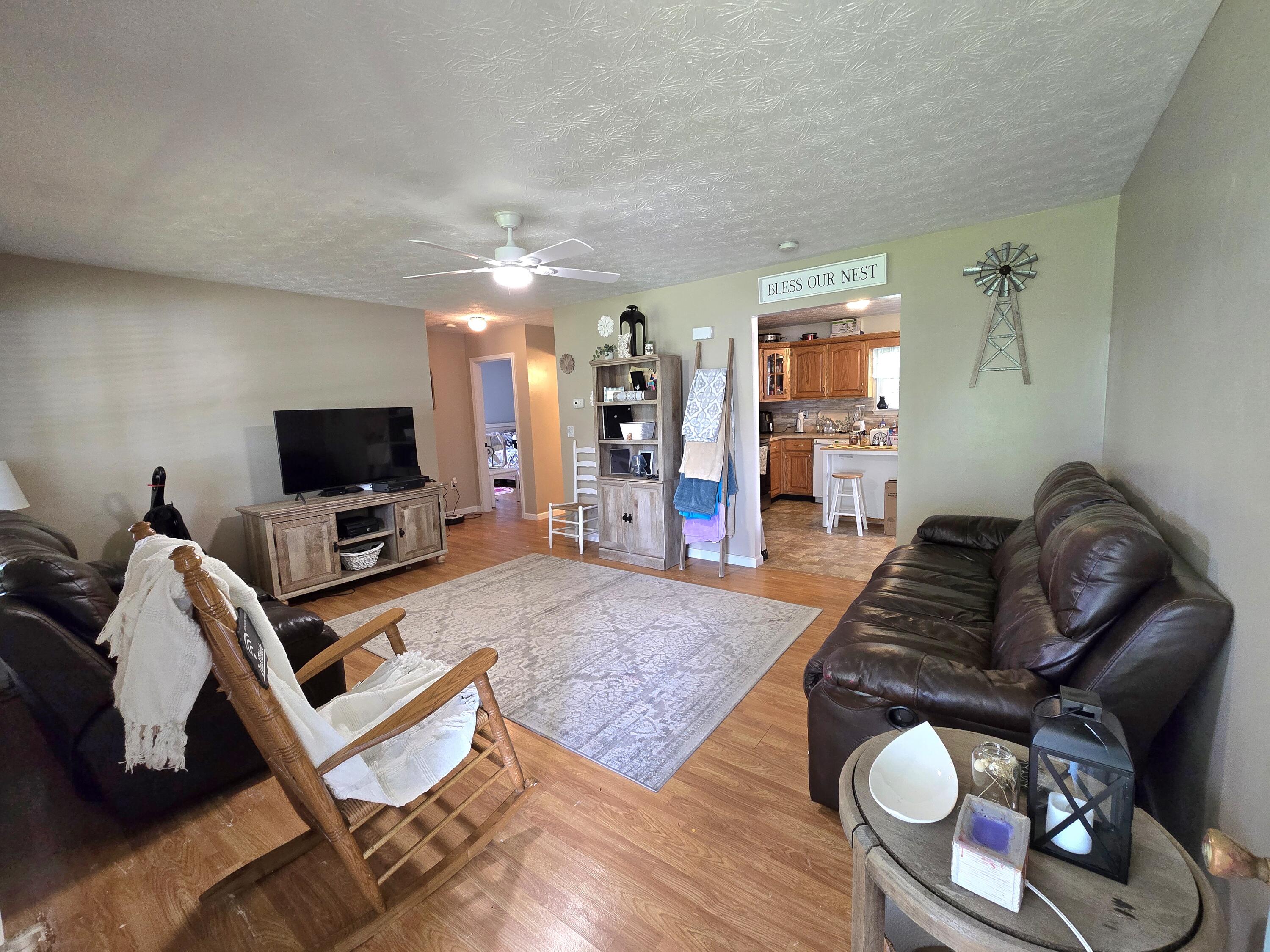 9356 Hwy 1275 N