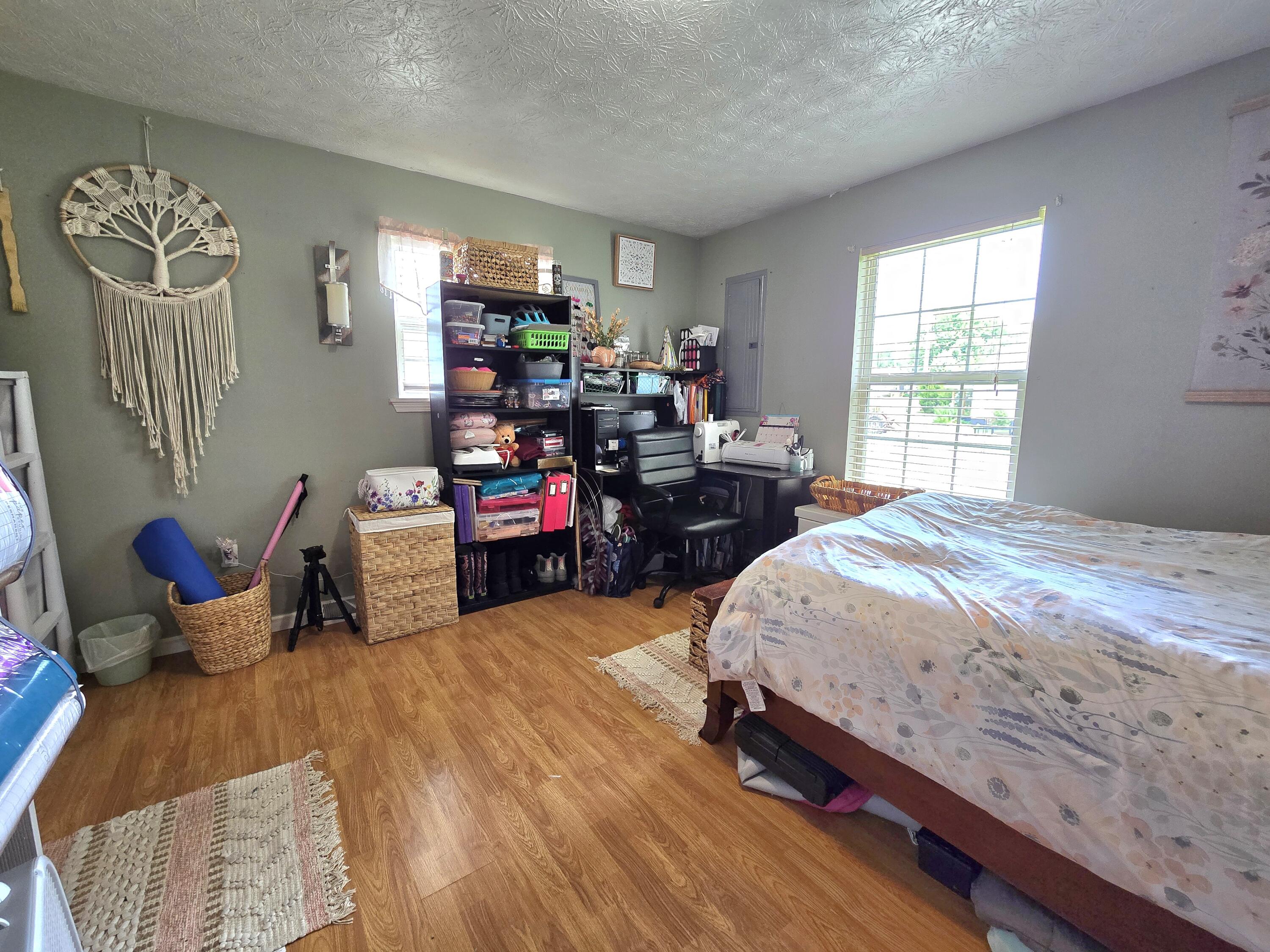 9356 Hwy 1275 N