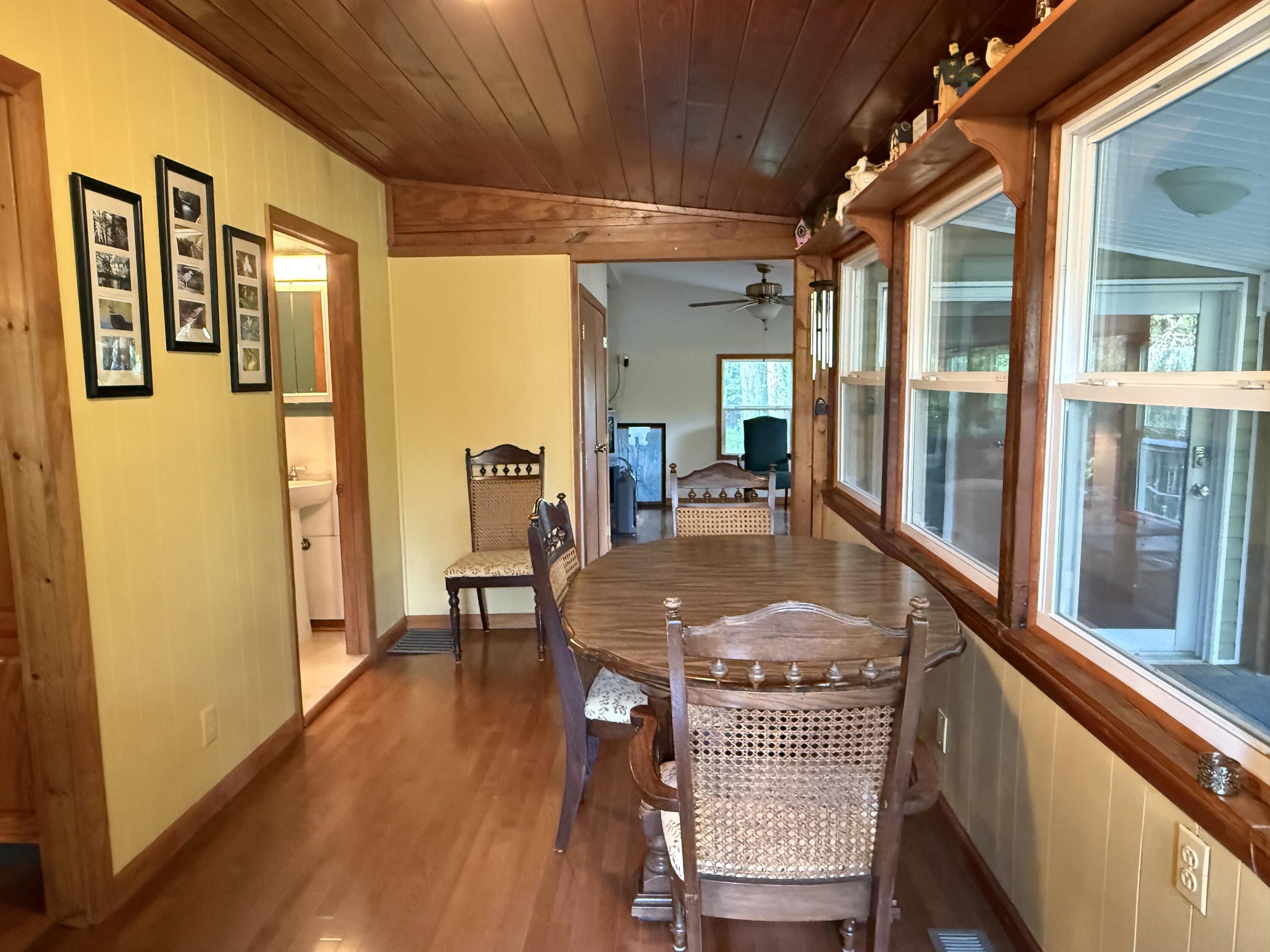 546 Sellars Road