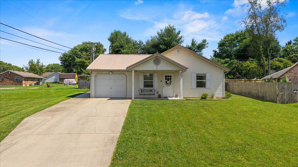 302 Oak Grove Lane