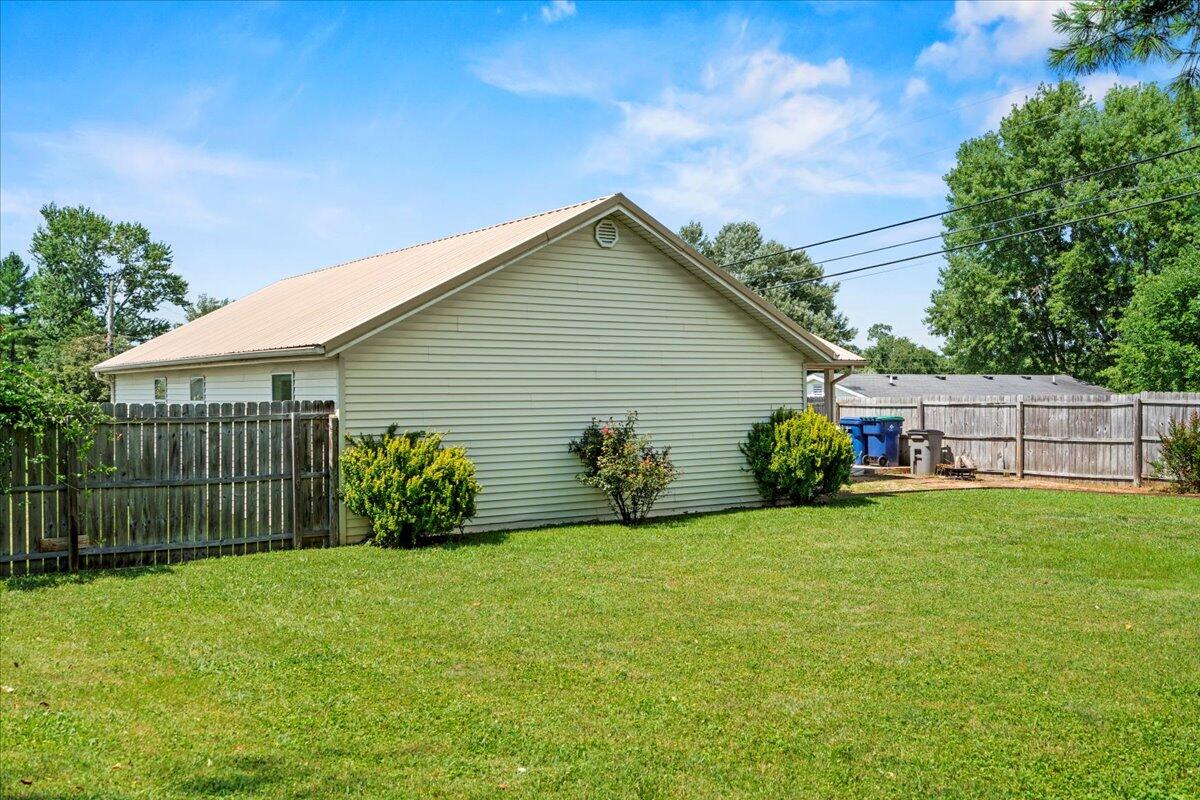 302 Oak Grove Lane