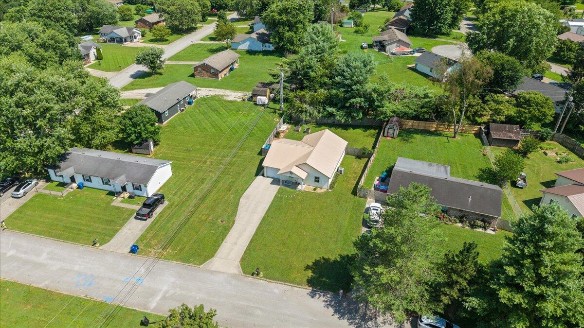 302 Oak Grove Lane