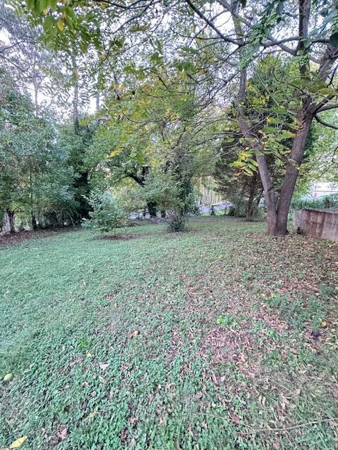 200 Cotter Avenue