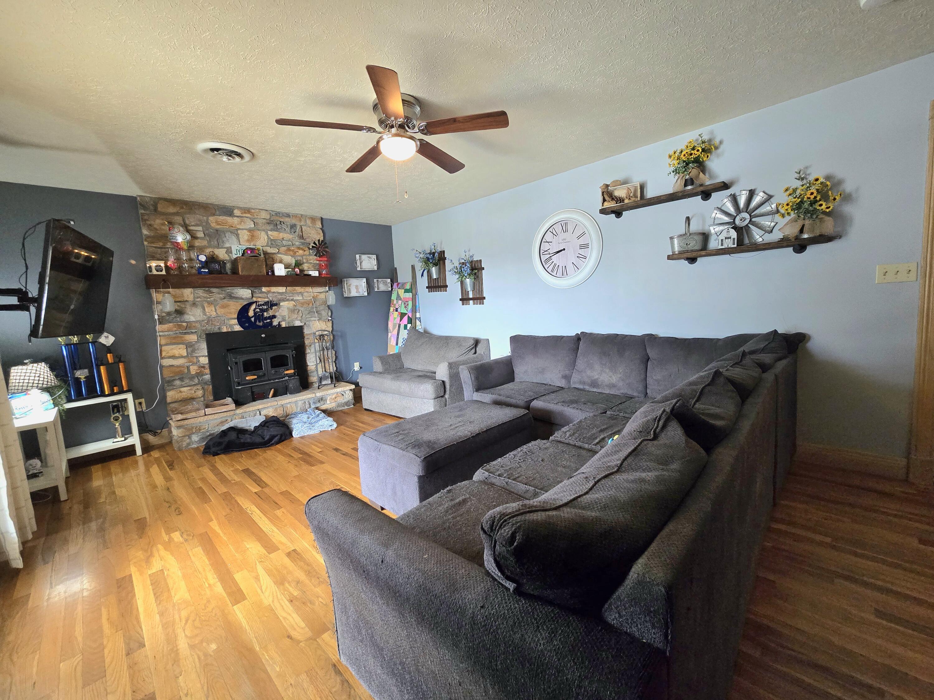 3125 Old Bull Road