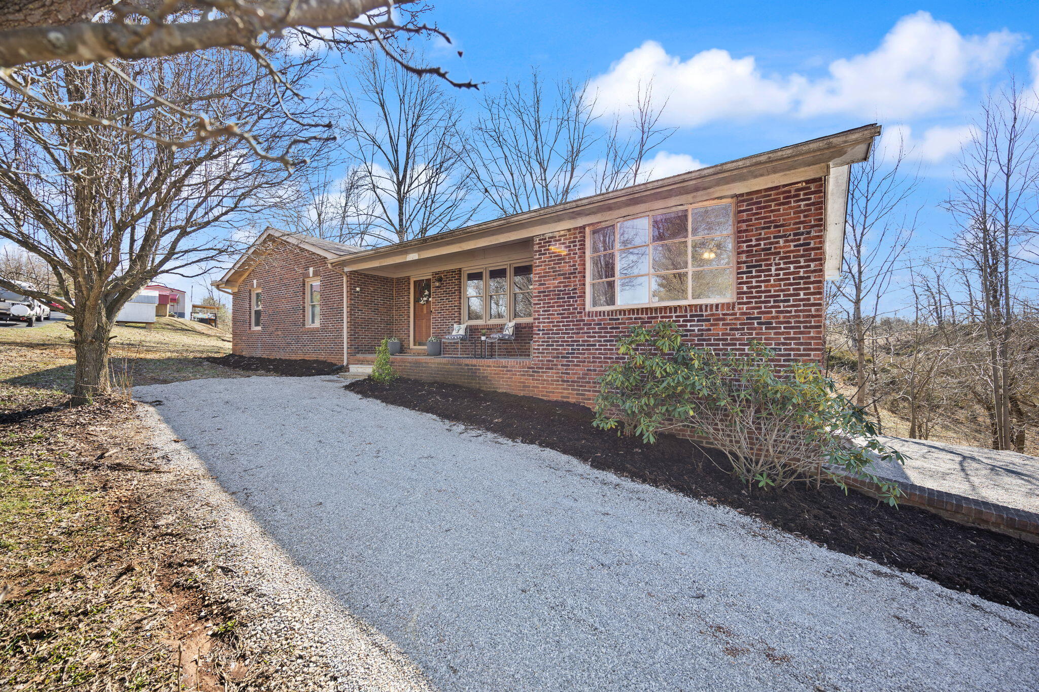 539 Hacker Road