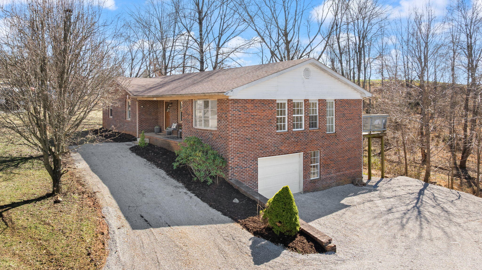539 Hacker Road