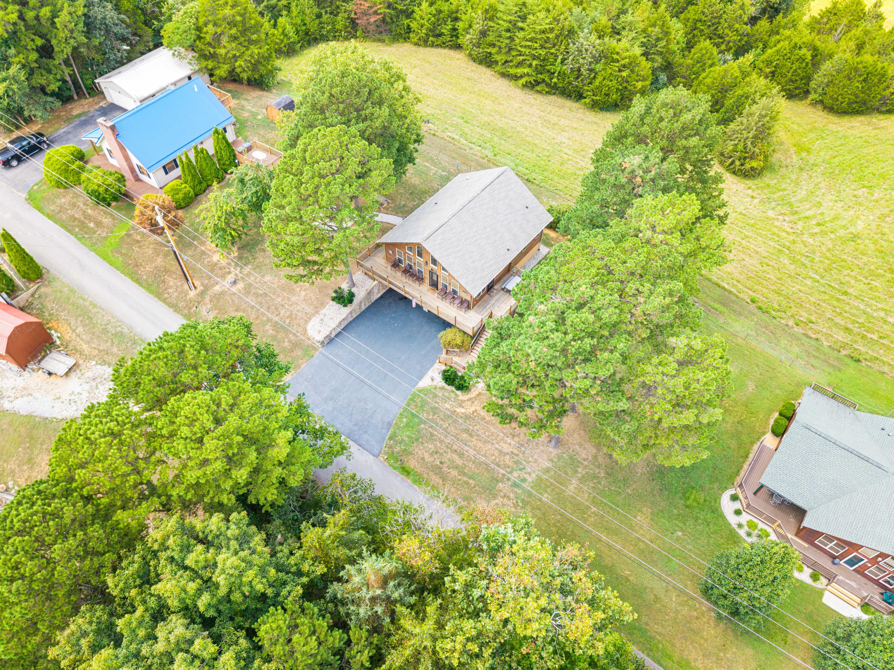 1824 Bridge Hollow Road